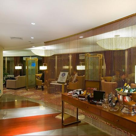 Landison Plaza International Hotel Zhenjiang  Interior photo