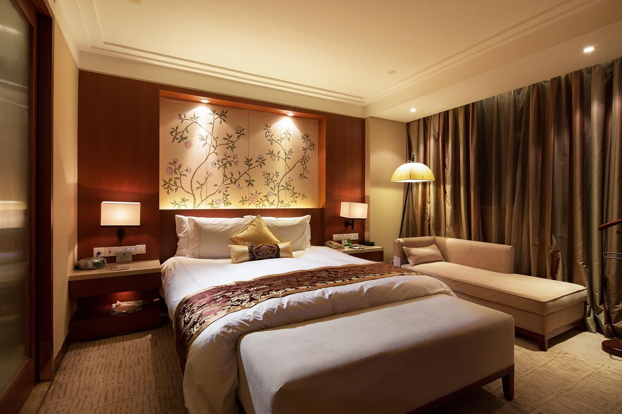 Landison Plaza International Hotel Zhenjiang  Room photo