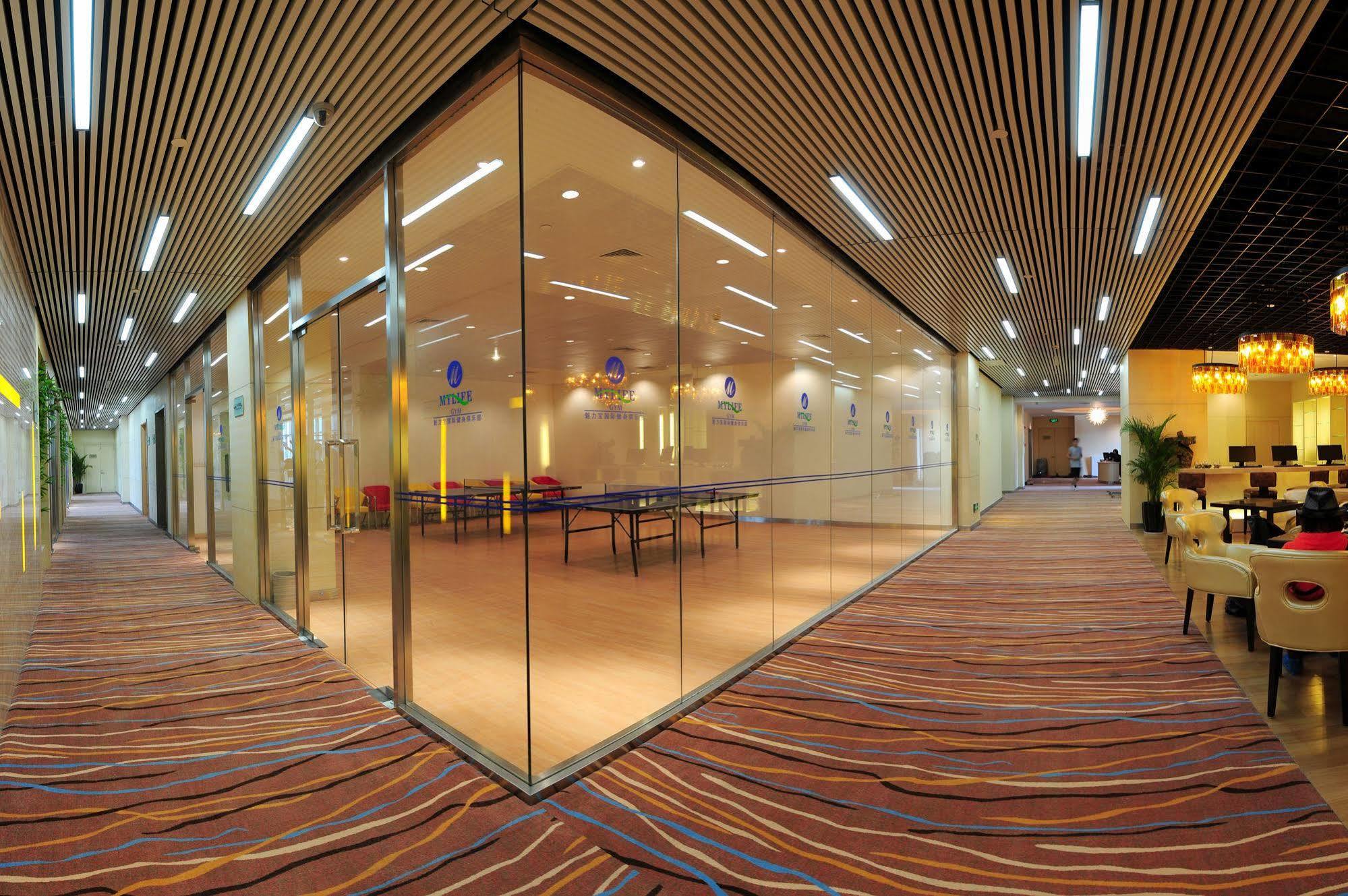 Landison Plaza International Hotel Zhenjiang  Exterior photo